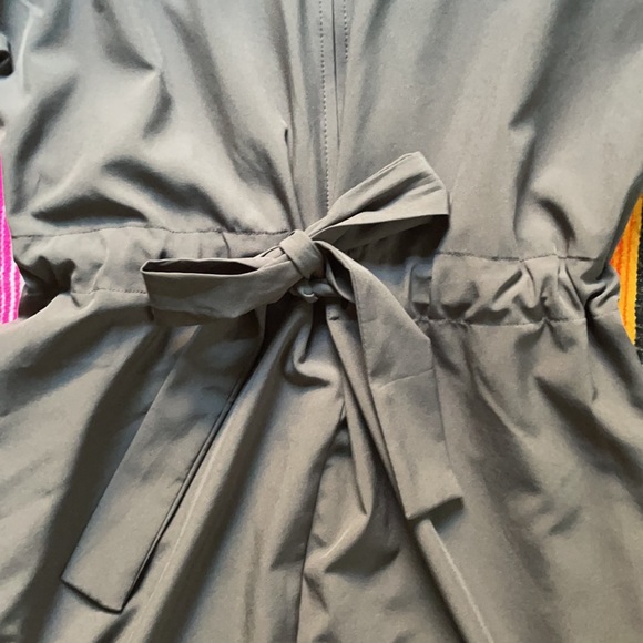 Sleeveless Collared Dress - Picture 4 of 6